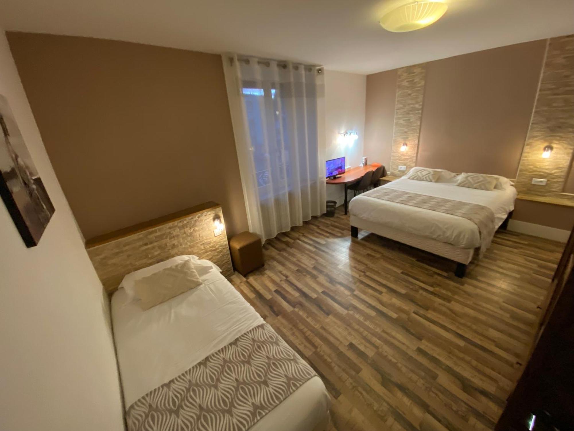 Nouvel Hotel Lons-le-Saunier Exterior photo